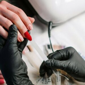 Técnico Acreditado de Uñas en Gel, Acrílico, Manicura y Pedicura