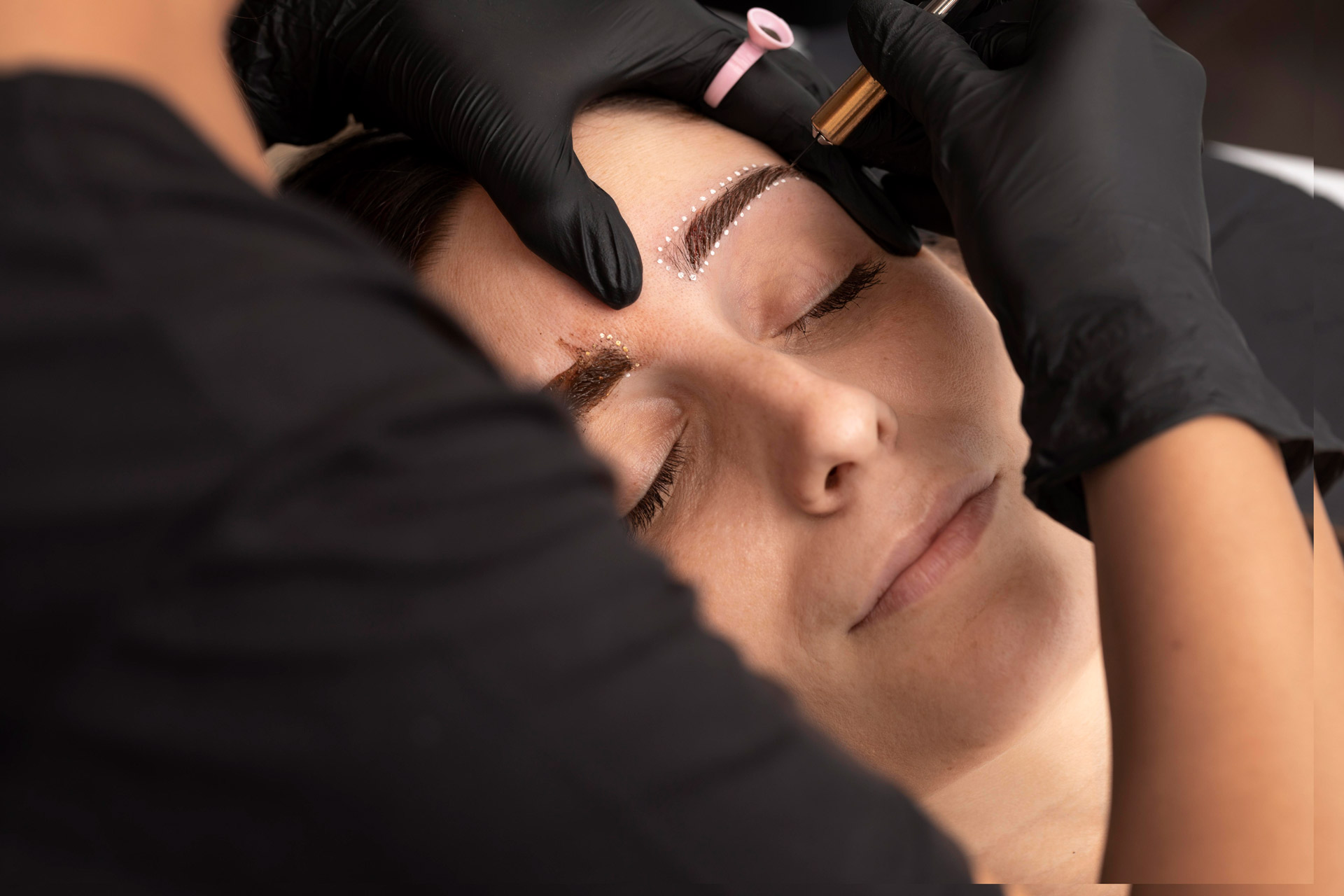 Curso de Micropigmentación Cejas Hiperrealistas